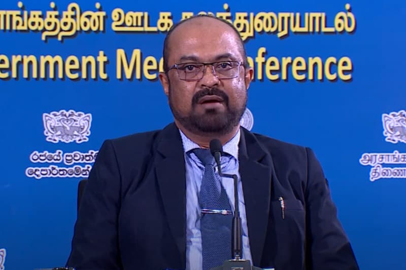 'විදුලිබල පනත සංශෝධනය නොකළා නම් මණ්ඩලයේ සේවකයින් 12,000කගේ රැකියා නැතිවෙන්න ඉඩ තිබුණා' - බලශක්ති ඇමති කියයි
