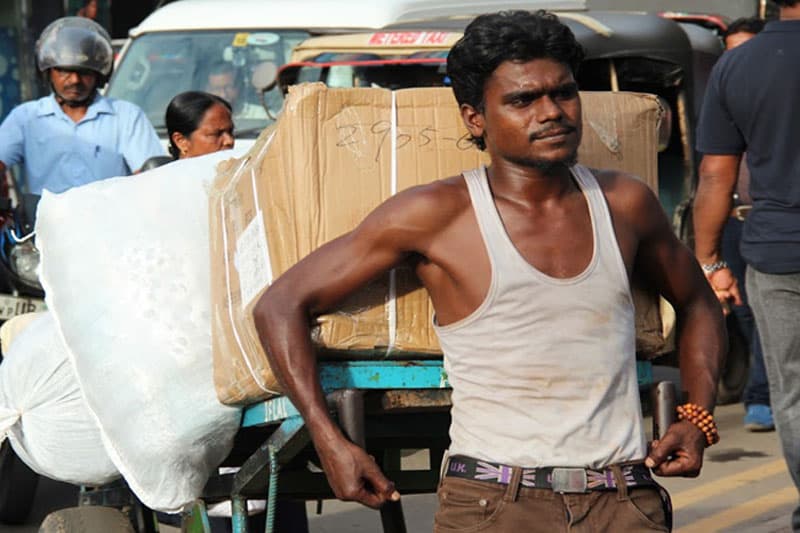 ආර්ථිකය ස්ථාවර වන විට ලංකාවේ හුදී ජනයාගේ තත්වය ගැන ලෝක බැංකුව කියන්නේ කුමක්ද?