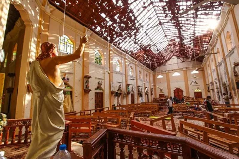 පාස්කු ඉරිදා ප්රහාරයට අදට වසර 7ක් - දිවයිනේ සෑම දේවස්ථානයකම ආගමික වැඩසටහන්