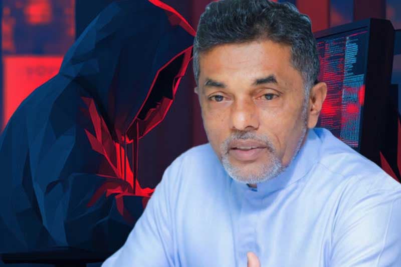 ‘හැකර් කෙනෙක් වංචාවක් කළොත් හසුවන්නට මාස දෙකක් යනවා’ - නි. අමාත්ය ටී.බී. සරත්