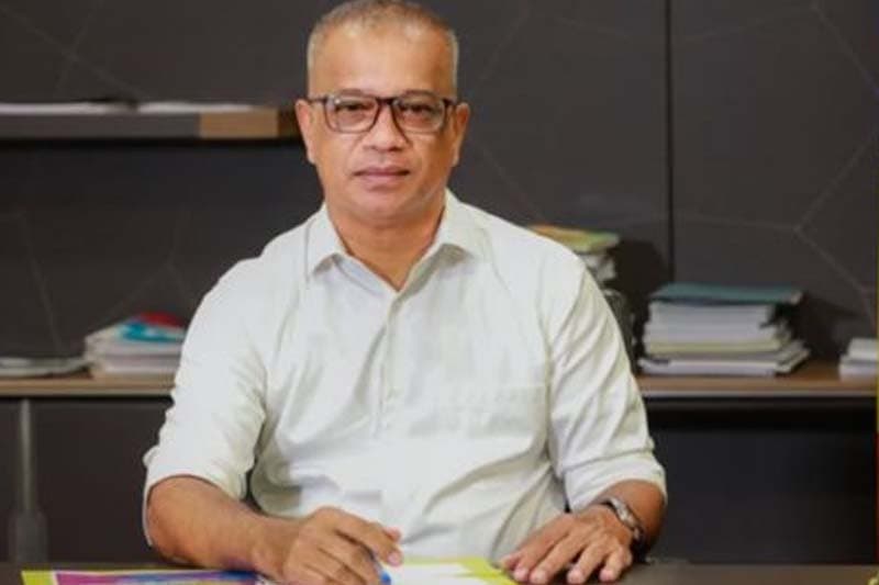 බිලියන 10ක වන්දියක් ඉල්ලා අමාත්ය ලාල් කාන්තගෙන් පෞද්ගලික නාලිකාවකට එන්තරවාසියක්