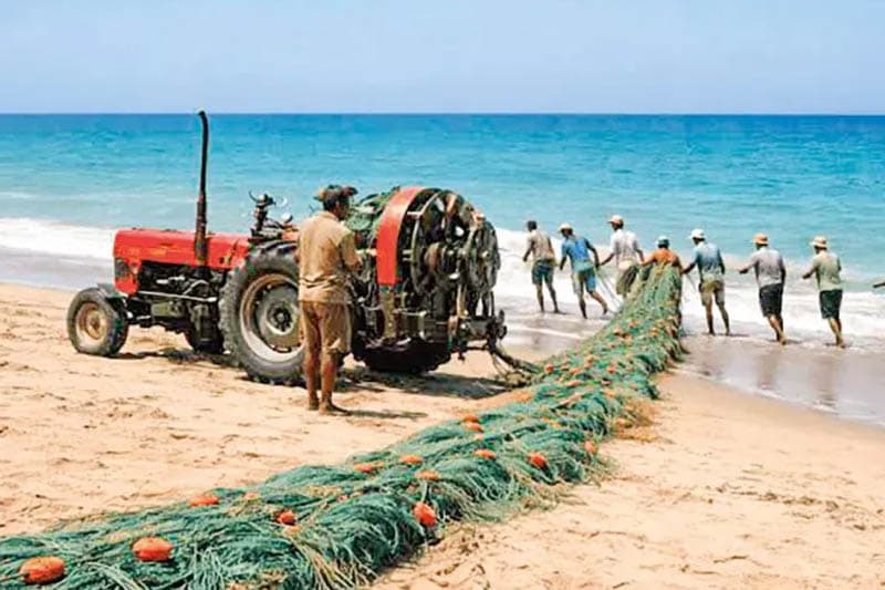 කවුරුන් හෝ ආණ්ඩුවත් මා දැලක පැටළුවා ද? | සුනිල් කන්නන්ගර