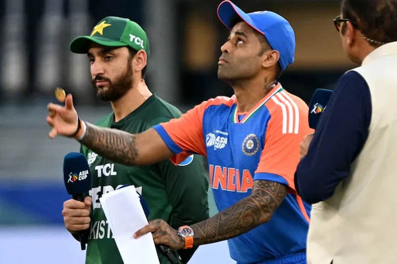 ඉන්දියාව සමග T20 ලෝක කුසලාන තරගය ක්රීඩා කරන්නැයි ශ්රී ලංකාව පාකිස්තානයෙන් ඉල්ලයි