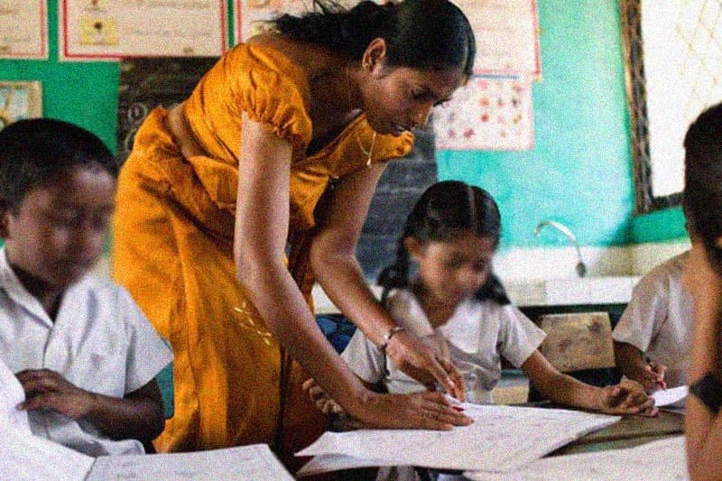 'ශිෂ්ඨ' සමාජයක් හැදීමට ගුරු වෘත්තියට පෙර කතා කළ යුත්තක් නැද්ද? | කුසල් පෙරේරා
