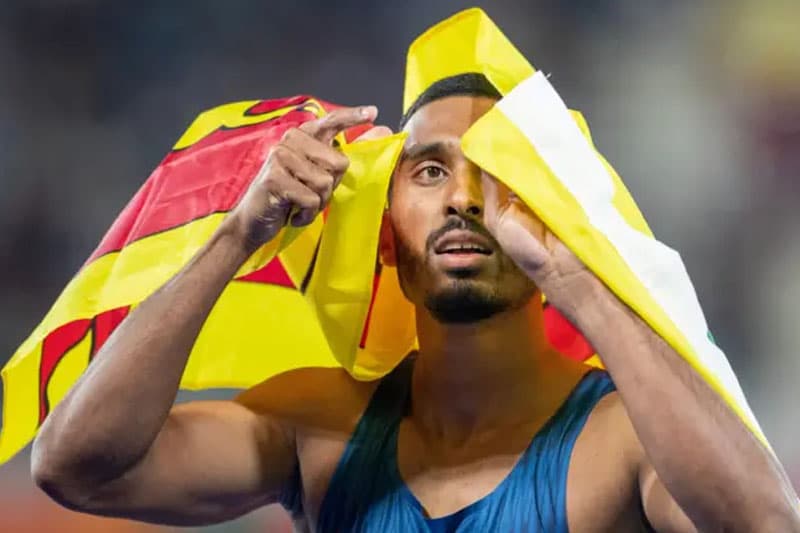 ඇමති නොකියූ යුපුන්ගේ සම්පූර්ණ කතාව: 'ඩොලර් ලක්ෂ 3 ඉල්ලුවේ තනියම කන්න නෙමෙයි!'