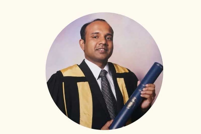සුධීර හේරත් : අනුරාධපුර පුදබිමේ දී හමු වූ අමුතු දොස්තර