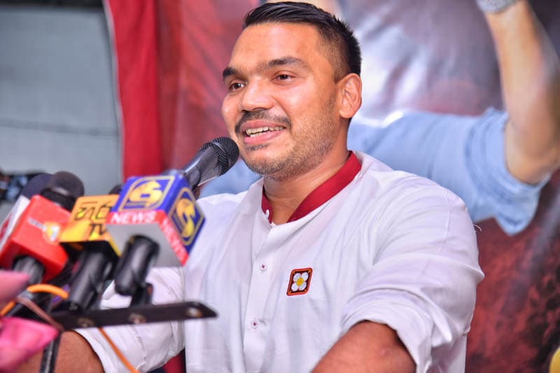 'අපිට කෝටි ගාණක සල්ලි තියෙනවා කිවුවට ගෙවන බද්දට සාධාරණයක් වෙන්නේ නෑ' - නාමල් රාජපක්ෂ