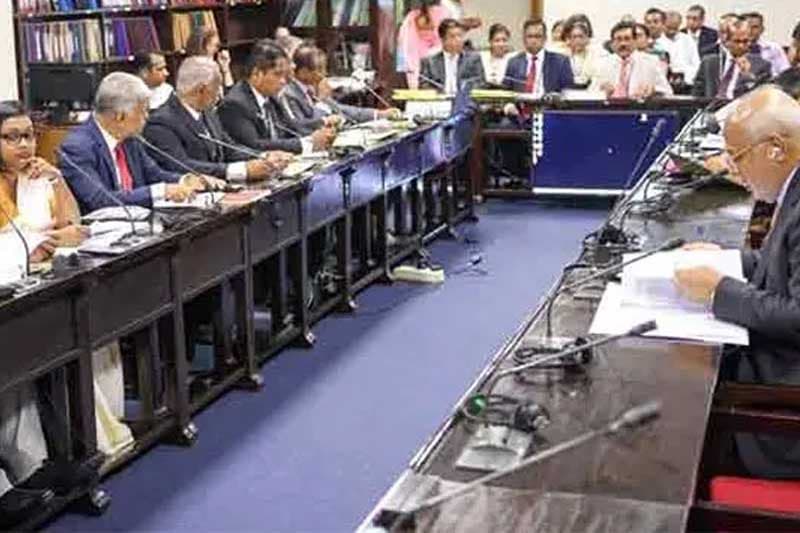 භාණ්ඩාගාරයේ ඩොලර් මිලියන 2.5ක මංකොල්ලයට අදාළ මහ බැංකු රහස් වාර්තාව මුදල් කාරක සභාවට!