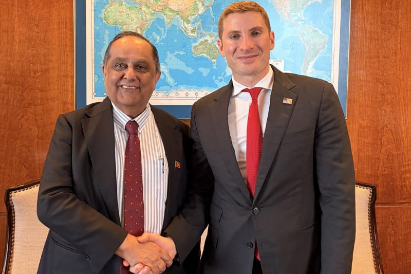 බස්නාහිර ආණ්ඩුකාර හනීෆ් යූසුෆ් ඇමෙරිකානු රාජ්ය දෙපාර්තමේන්තුවේ ඉහළ පෙළේ සාකච්ඡාවක
