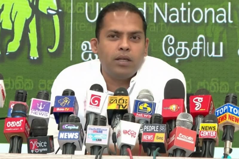 'මේ ආණ්ඩුව හොරකම් කරලා නැත්තේ වැඩ කරලා නැති නිසා' - හරින්