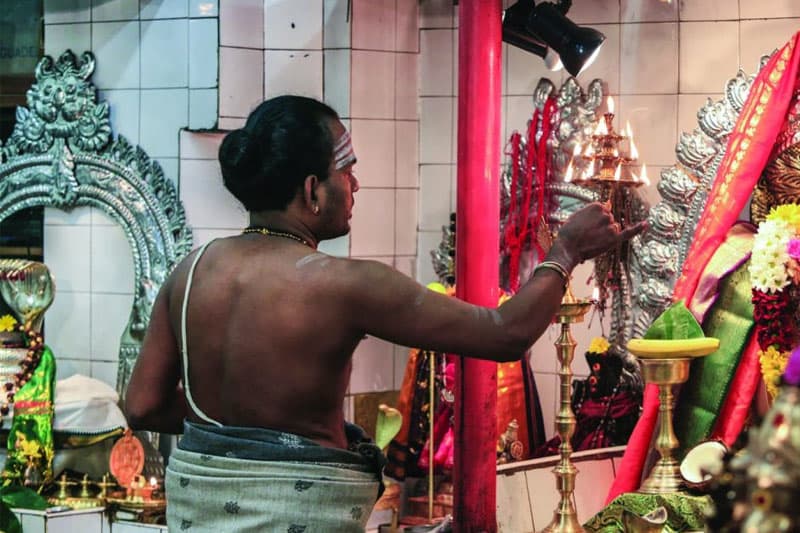 රාක්ෂාව (23 කොටස) : මාඩසාමි දෙවියන්ගෙන් වැඩ ගත් ලොකු තාත්තා | ඉන්දු පෙරේරා