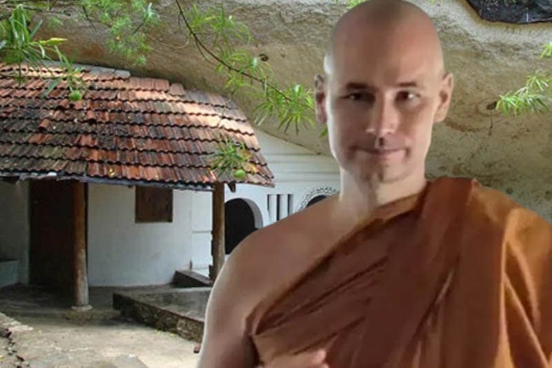 දිවියකුගේ ප්රහාරයට ලක්ව විදේශීය හිමිනමක් අපවත් වෙති