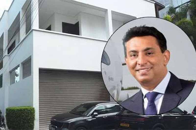 SriLankan Airlines හිටපු CEO කපිලගේ මරණය: අරවින්ද ද සිල්වාගෙන් පොලිසිය ප්රශ්න කරයි