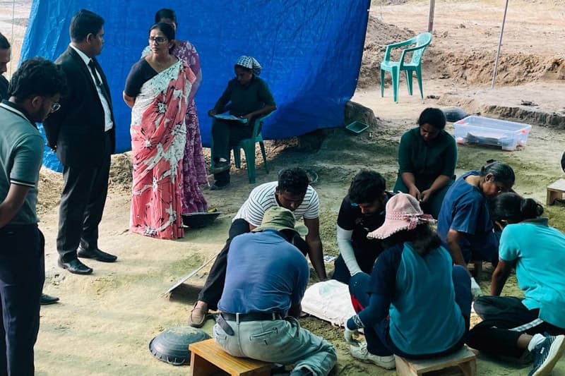 චෙම්මනි සමූහ මිනීවලෙන් හමුවූ මිනිස් ඇටසැකිලි ගණන 250 ඉක්මවයි