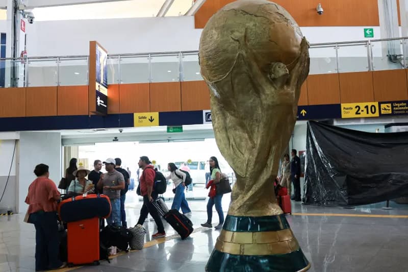 ඉබෝලා සීමාවන් තිබියදීත් කොංගෝ පාපන්දු කණ්ඩායමට අමෙරිකාවට ඒමට අවසර