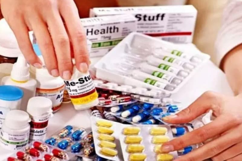 ඖෂධ මිල 20%කින් වැඩි කරන්නැයි ඉල්ලීම්: මිල සූත්රයෙන් ජනතාවට සහනයක් දෙන්න රජය සැරසෙයි