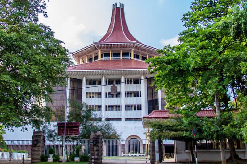 22 වන සංශෝධන පෙත්සම් විභාගය ඇරඹෙයි: පූර්ණ විනිසුරු මඩුල්ලක් ඉල්ලූ පෙත්සම්කරුවන්ගේ ඉල්ලීම ප්රතික්ෂේප කරයි