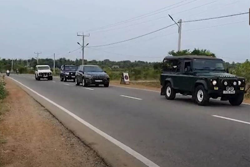 චෙම්මනි සමූහ මිනීවල නොබලාම ජනපති රිය පෙල ගමනේ