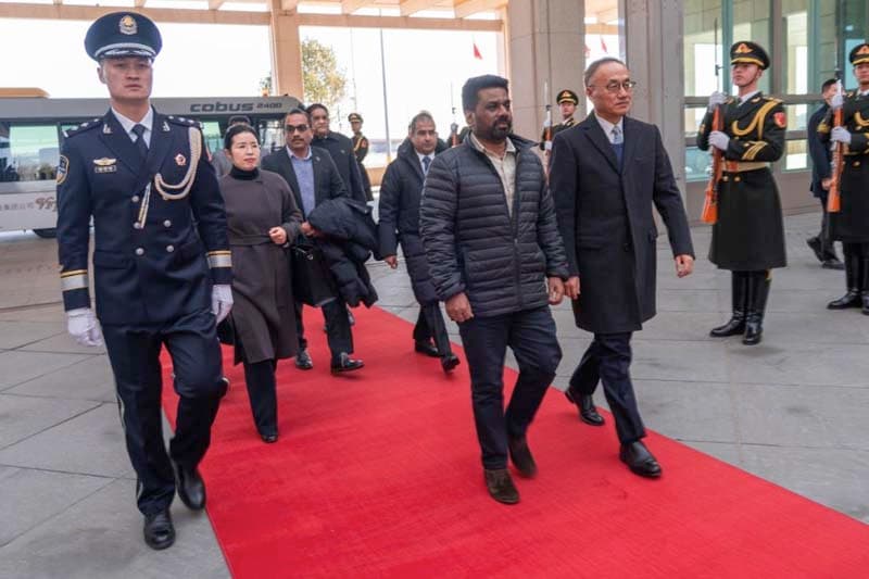 වියදම් කැපුවා වගේ නෙවෙයි සායම් යනකොට.... | මහේෂ් හපුගොඩ