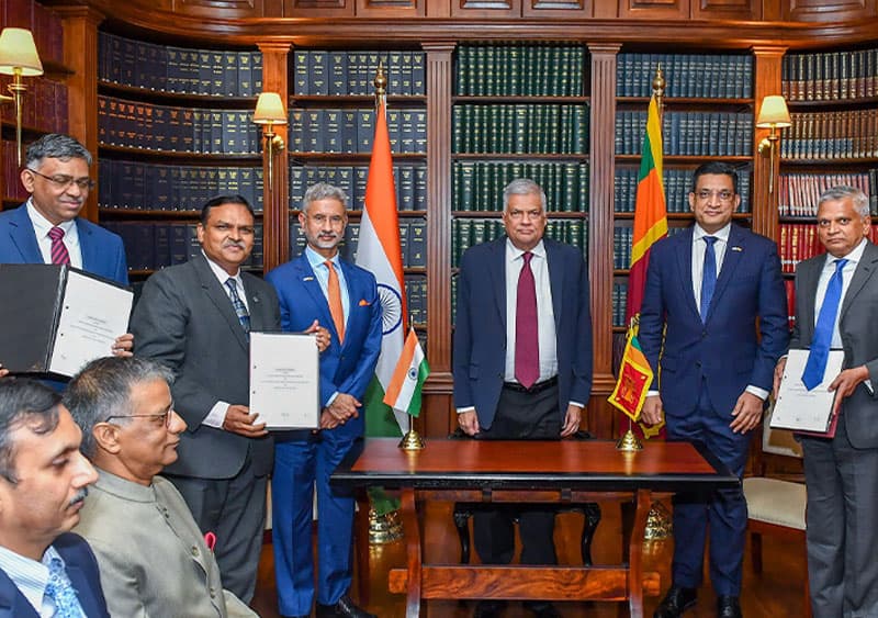 ශ්රී ලංකාවට කිරි පොවන්න ඉන්දියාවේ Amul - කාගිල්ස් එක්වෙයි