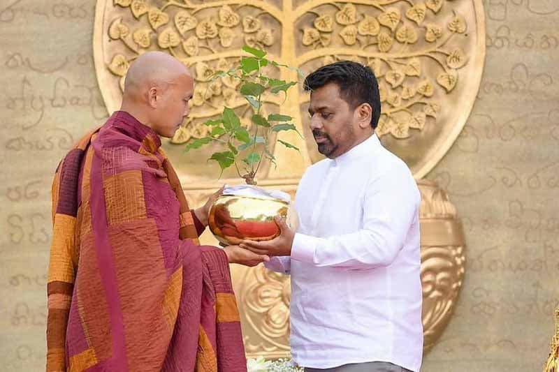 විපක්ෂයේ ෆැන්ටසිය සහ ආණ්ඩුවේ අ/සාර්ථකත්වය අර්ථකතනය කිරීමේ දේශපාලනය | Athulasiri Samarakoon