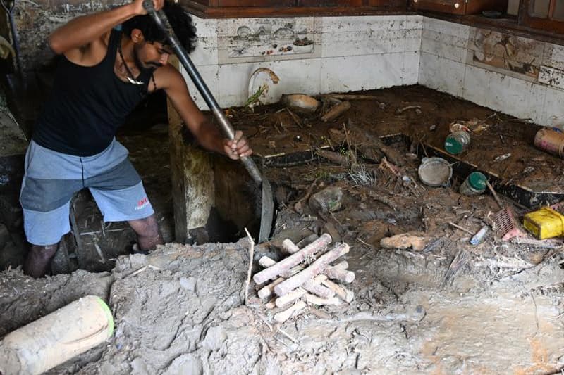 හානි වූ ව්යාපාරවලට දීමනා දෙන්න අලුත් චක්රලේඛයක්