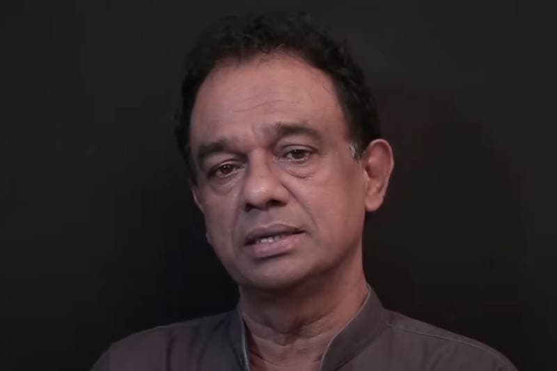 චතුරංග අබේසිංහ කියන්නෙ පවුඩර් බබෙක් - ධර්ම ශ්රී කාරියවසම් (වීඩියෝ)