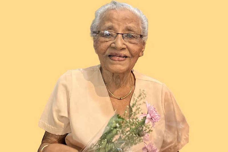 ඊව්ලින් සමරජීව : කිඳුරියකගේ ශතකය - (ආචාර්ය උදන් ප්රනාන්දු)