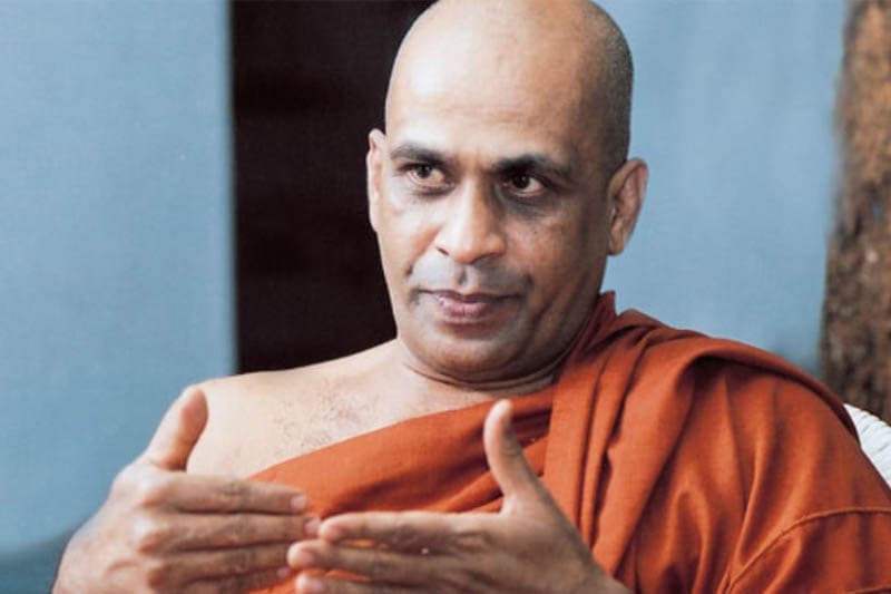 ඇල්ලේ ගුණවංශ හිමි, තිස්ස විතාරණගේ මළ ගෙදරදී කියපු කතාව !