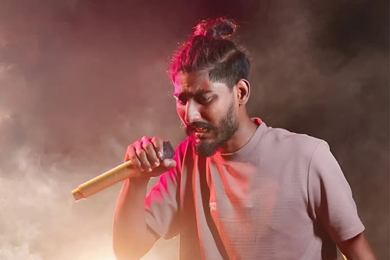 කිලිනොච්චියේ තරුණ සංගීතවේදියකු PTA යටතේ රිමාන්ඩ්!