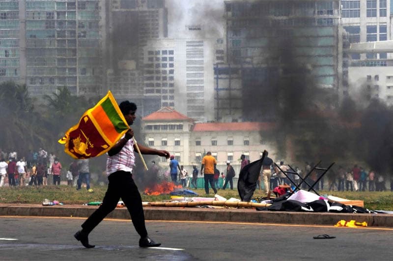 පාරෙන් ඉවත්වෙන්න... | Mahesh Hapugoda