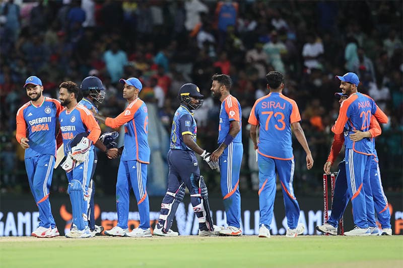 ලකුණු 30කට කඩුලු 9ක් බිඳ වැටෙමින් ශ්රී ලංකාවට ලකුණු 43ක පරාජයක්