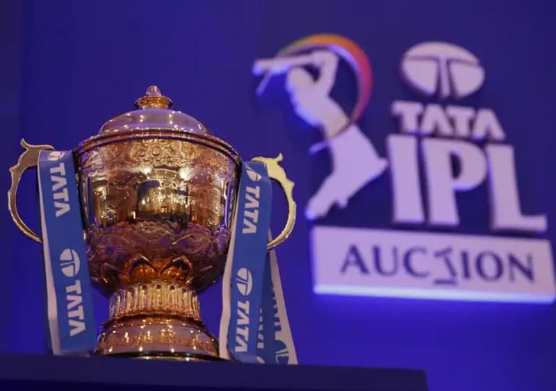 IPL ක්රීඩක වෙන්දේසියේදී කෝටි ගණනින් අලෙවි වූ ක්රීඩකයින් කවුද ?