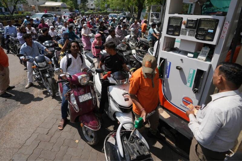 රටවල් රැසක් දැඩි ක්රියාමාර්ග ගනී !
