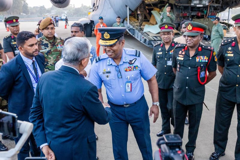 ඉන්දියාවෙන් හදිසි වෛද්යාධාර සහ විශේෂඥ වෛද්ය කණ්ඩායම් මෙරටට