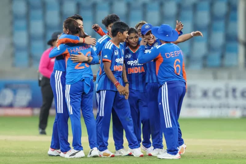 ඉන්දියාව, ශ්රී ලංකාව පරදා කාන්තා ආසියානු ක්රිකට් කුසලාන කිරුළ යළිත් දිනාගනී