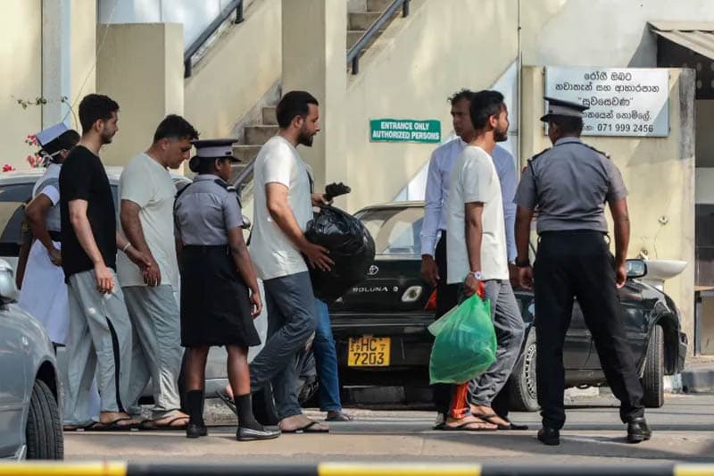 ඉරාන නාවිකයින් 5ක් වැලිසර හමුදා රෝහලට