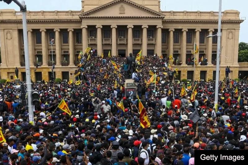 අරගලය ආවේ නැත්නම්..? - උපුල් ජෝශප් ප්රනාන්දුගේ ගුරුදා විග්රහය!