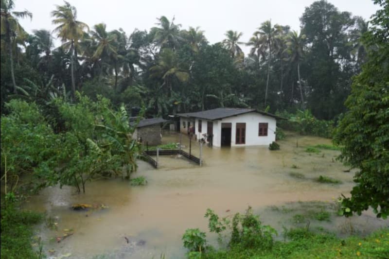 කැලණි ගඟේ ජල මට්ටම ඉහළට - ජනතාවට ඉවත්වන්නැයි උපදෙස්