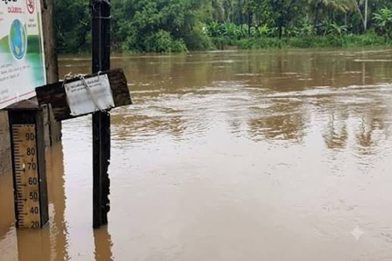කැලණි ගඟට රසායනික ද්රව්ය මුසුවීමේ අවදානම පහව යයි: අඹතලේ සහ බියගම ජල සැපයුම යථා තත්ත්වයට