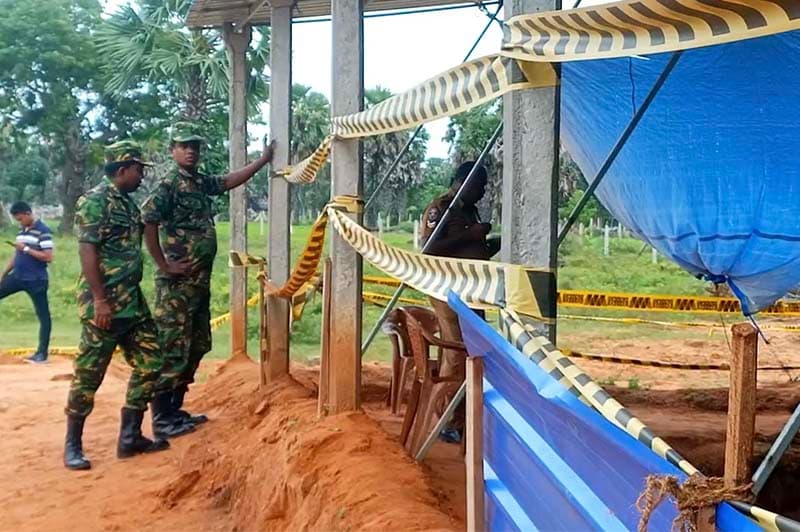 කොක්කුතොඩුවායි සමූහ මිනීවලෙන් මාස හයට සිරුරු 39 යි