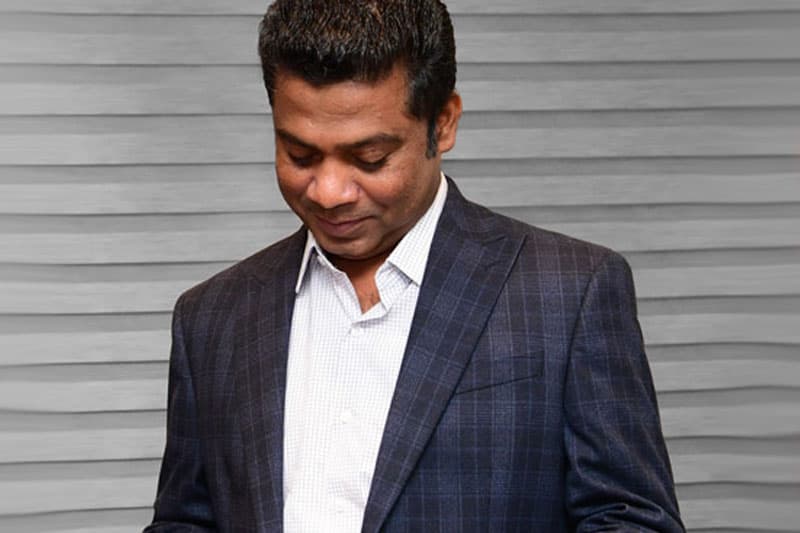 වෛද්යවරුන්ගේ 'පෞද්ගලික සෞඛ්ය වෙළඳපල' ගැන සෞඛ්ය ඇමති කියන්නේ මොනව ද? | කුසල් පෙරේරා