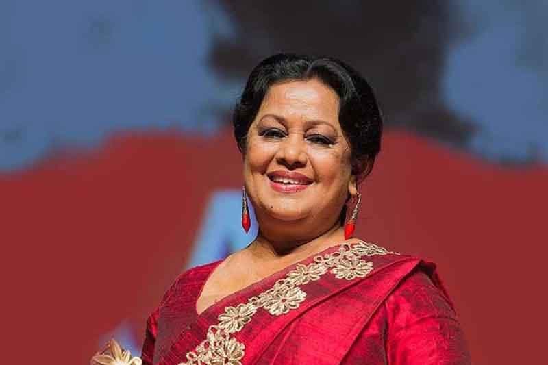 නිළි රැජින වෙනුවෙන් ලක්ෂ 55 ක් වෙන් කිරීම පාප කර්මයක්ද? | Asoka Handagama
