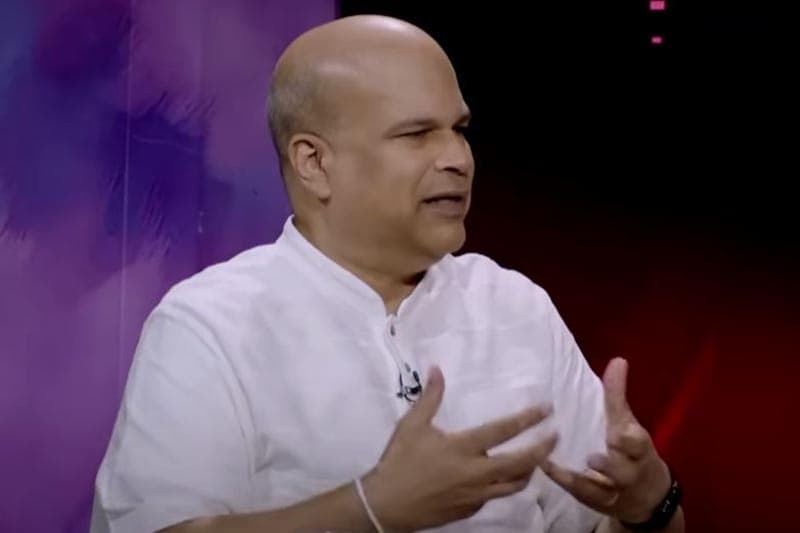 දැන් පණිවුඩ යැවීම සඳහා අතරමැදි මාධ්ය අවශ්ය නැහැ - මිලින්ද මොරගොඩ (වීඩියෝ)