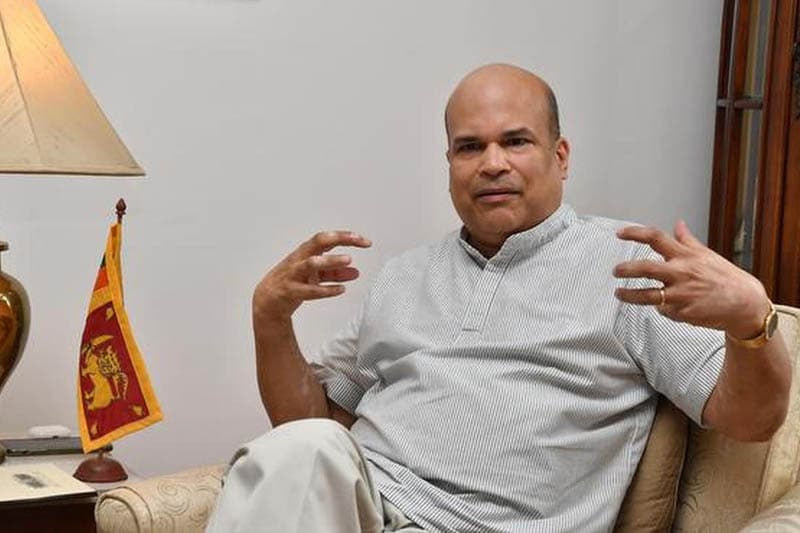 'හොරු ඇල්ලුවා කියලා රටවල් දියුණු වෙන්නේ නෑ': ලංකාවේ 'සමස්ත ක්රමයම' වෙනස් කරන්නැයි මිලින්දගෙන් යෝජනාවක්