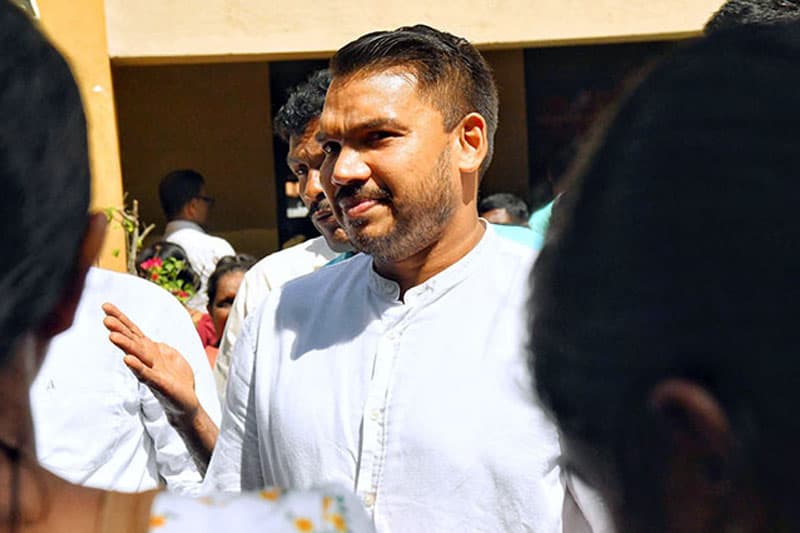 බන්ධනාගාර අර්බුදයට තාවකාලික පැලැස්තර එපා: නාමල් රාජපක්ෂ