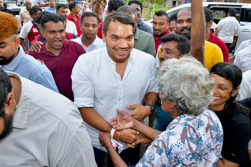 ව්යාපෘති විවේචනය කළ අයගේ ස්ථාවරය වෙනස්වීම ගැන සතුටුයි: නාමල් කියයි