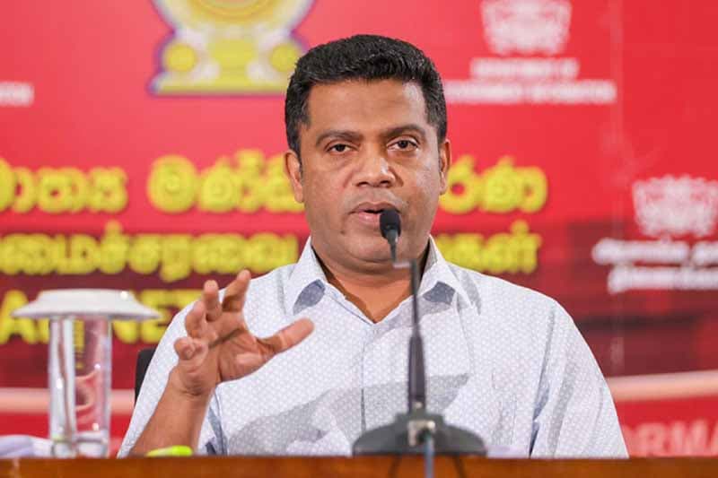 'ජනපති නඩු ගැන කීවේ විවෘත අධිකරණයෙන් ලැබෙන තොරතුරුවලින්' - කැබිනට් ප්රකාශක පහදයි