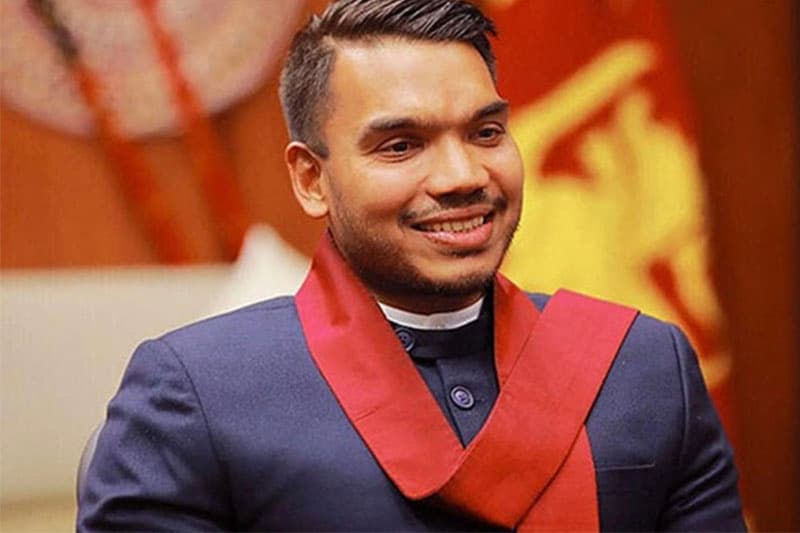 නාමල් රට ගියේ විශ්වාස භංගය මඟ අරින්න ද?