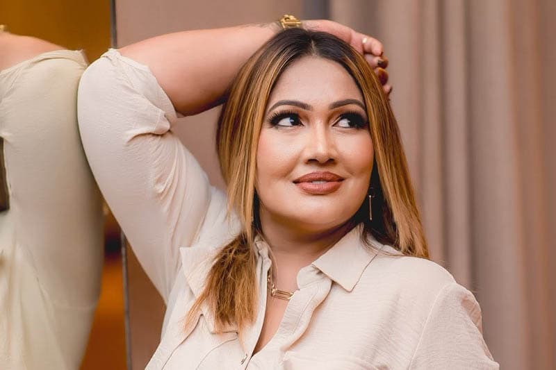 'දුක් විඳින විවාහයකට වඩා වෙන්වීම හොඳයි!' - ආදරය ඇතුළේ රැවටුණු හැටි පියුමි බොතේජු විවෘතව කියයි!